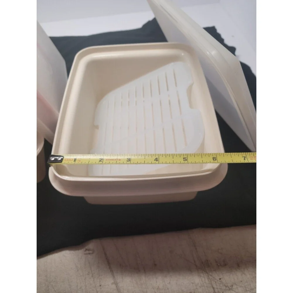 Vtg Tupperware Beige Plastic Food Storage Container Set Of 2, 3.5L W/handle